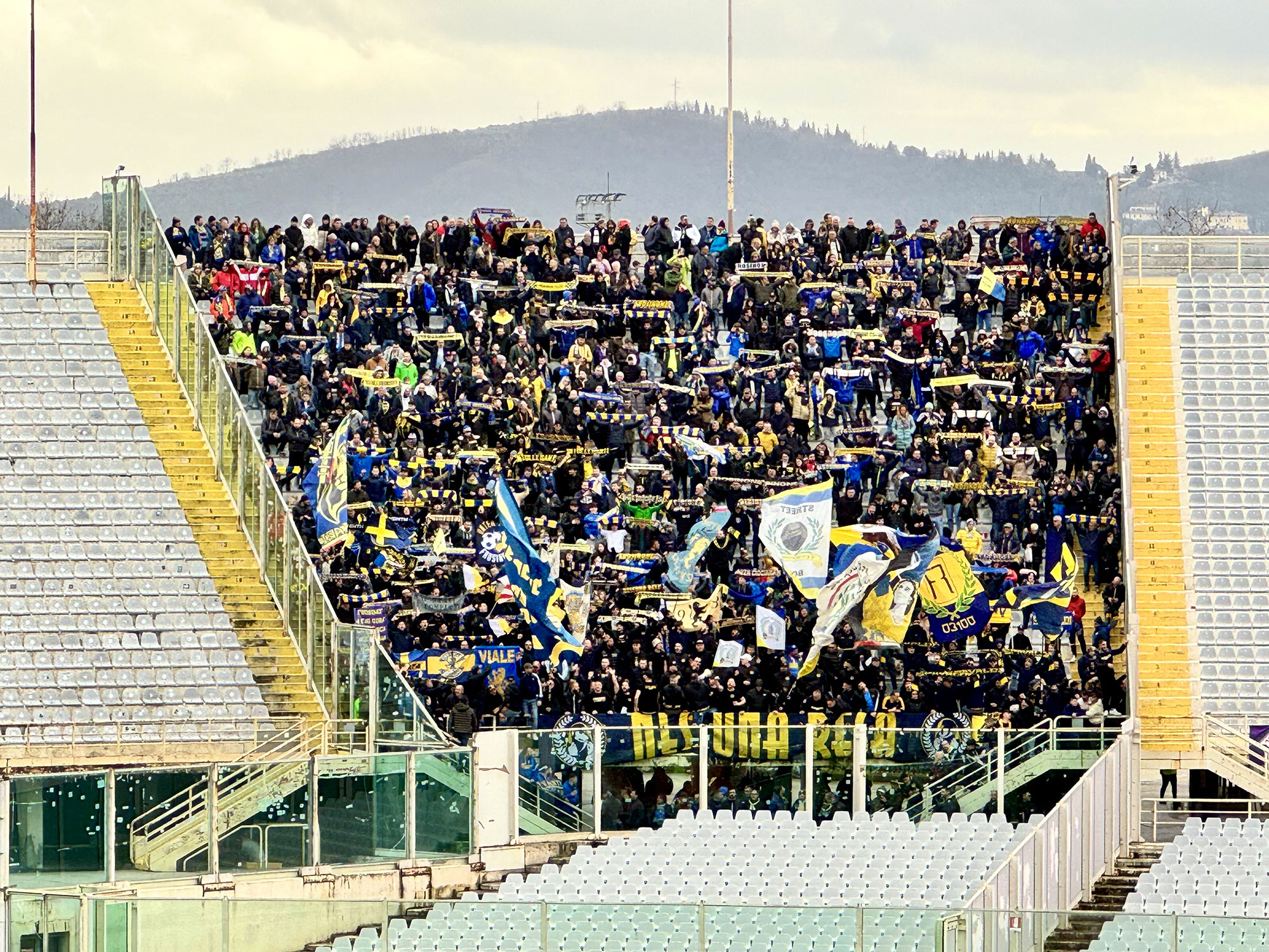 Frosinone, superlativo il tifo dei canarini