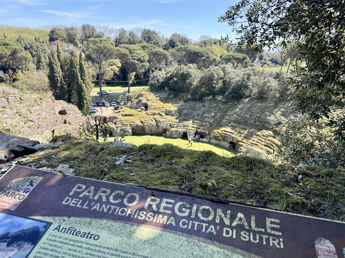 Parco Archeologico di Sutri: cosa vedere nell’Antichissima Città tra anfiteatro, Mitreo e natura