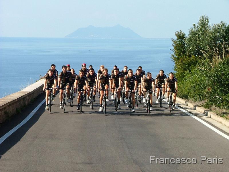gruppoBici.JPG