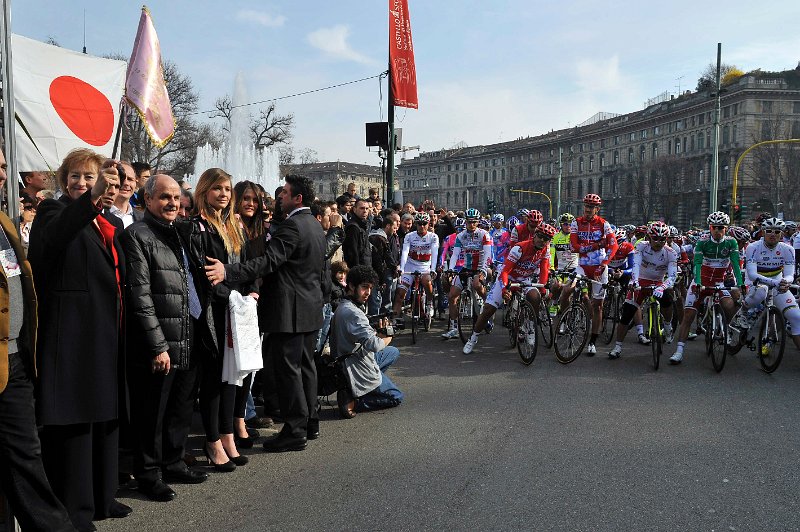 _GM34129.JPG - Gian Mattia D'Alberto - LaPresse19 03 2011 Milanosport ciclismocorsa ciclistica "Milano Sanremo"nella foto: il sindaco Letizia Moratti da il via alla garaGian Mattia D'Alberto - LaPresse19 03 2011 MilanoMilano Sanremo" Cycling race in the picture: Milan's mayor Letizia Moratti at the start