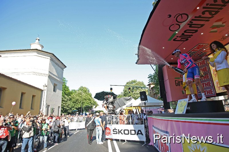 DAN10861.jpg - Foto : Daniele Badolato / Lapresse08/05/2011 ParmaGiro d'Italia 2011 - Seconda TappaNella foto Alessandro PetacchiPhoto : Daniele Badolato / Lapresse08/05/2011 ParmaGiro d'Italia 2011 - Second StageIn the picture Alessandro Petacchi