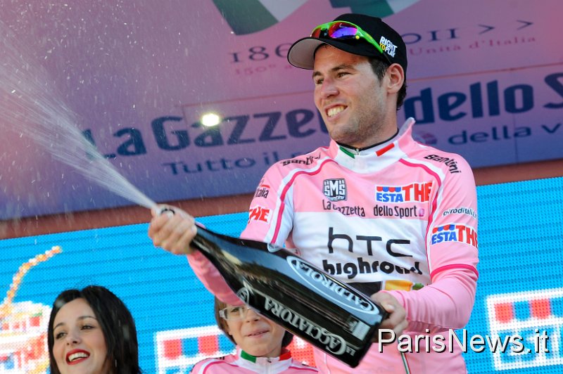 _GM10228.JPG - Gian Mattia D'Alberto - LaPresse08 05 2011 AlbasportGiro d'Italia arrivo Parmanella foto: Mark Cavendish, maglia rosaGian Mattia D'Alberto- LaPresse08 05 2011 ParmaGiro d'Italia second stagein the photo: Mark Cavendish