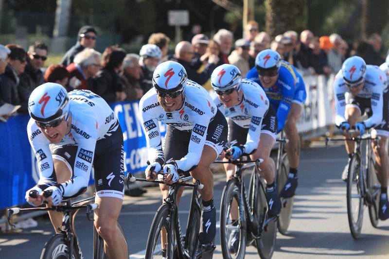 BUD87926.jpg - Foto : Daniele Badolato / Lapresse09/03/2011 Marina di CarraraCorsa Ciclistica Tirreno - AdriaticoNella foto la squadra Saxobank SungardPhoto : Daniele Badolato / Lapresse09/03/2011 Marina di CarraraTirreno - Adriatico Cycling raceIn the picture Saxobank Sungard team