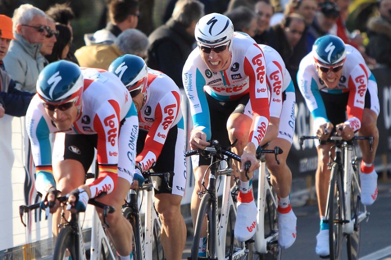 BUD88429.jpg - Foto : Daniele Badolato / Lapresse09/03/2011 Marina di CarraraCorsa Ciclistica Tirreno - AdriaticoNella foto la squadra Omega Pharma LottoPhoto : Daniele Badolato / Lapresse09/03/2011 Marina di CarraraTirreno - Adriatico Cycling raceIn the picture  team Omega Pharma Lotto