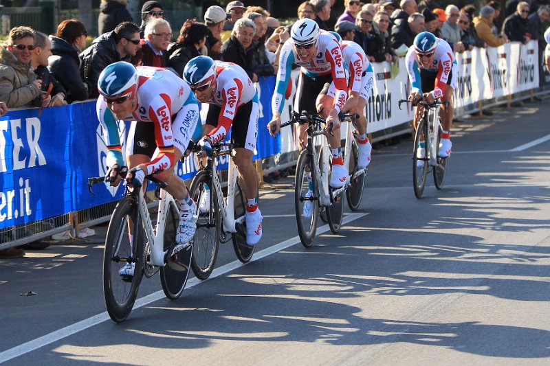 BUD88431.jpg - Foto : Daniele Badolato / Lapresse09/03/2011 Marina di CarraraCorsa Ciclistica Tirreno - AdriaticoNella foto la squadra Omega Pharma LottoPhoto : Daniele Badolato / Lapresse09/03/2011 Marina di CarraraTirreno - Adriatico Cycling raceIn the picture  team Omega Pharma Lotto