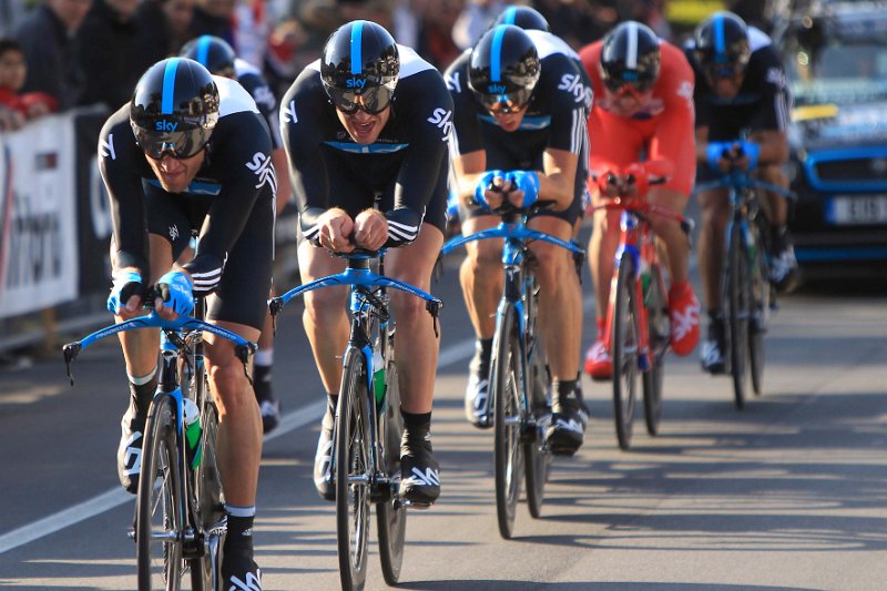 BUD88454.jpg - Foto : Daniele Badolato / Lapresse09/03/2011 Marina di CarraraCorsa Ciclistica Tirreno - AdriaticoNella foto la squadra SkyPhoto : Daniele Badolato / Lapresse09/03/2011 Marina di CarraraTirreno - Adriatico Cycling raceIn the picture Sky team
