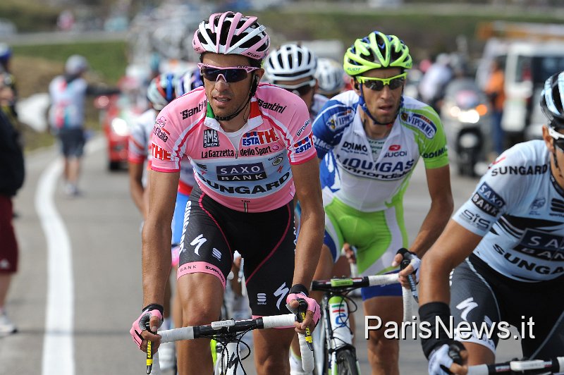 3FF_8480.JPG - Foto : Franck Faugere - LaPresse22 05 2011 Conegliano-Gardeccia/Val di FassasportGiro d'Italia tappa 15 - Conegliano - Gardeccia/Val di Fassanella foto: Alberto Contador - Vicenzo NibaliPhoto : Franck Faugere - LaPresse22 05 2011 Conegliano-Gardeccia/Val di FassaGiro d'Italia stage 15 - Conegliano - Gardeccia/Val di Fassain the photo: Alberto Contador - Vicenzo Nibali