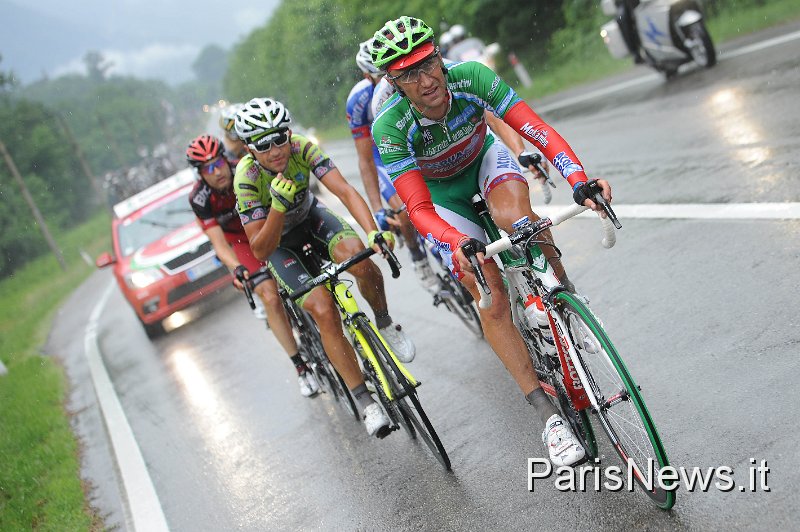 3FF_0054.JPG - Foto : Franck Faugere - LaPresse27 05 2011 Bergamo-MacugnagasportGiro d'Italia tappa 19 - Bergamo - Macugnaganella foto: fuggitivi - Stefano GarzelliPhoto : Franck Faugere - LaPresse27 05 2011 Bergamo-MacugnagaGiro d'Italia stage 19 - Bergamo - Macugnagain the photo: escape - Stefano Garzelli