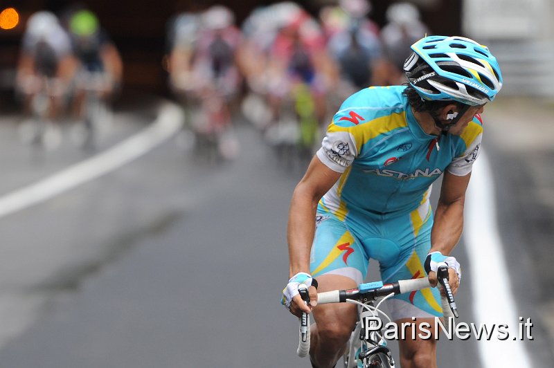 3FF_0212.JPG - Foto : Franck Faugere - LaPresse27 05 2011 Bergamo-MacugnagasportGiro d'Italia tappa 19 - Bergamo - Macugnaganella foto: Paolo TiralongoPhoto : Franck Faugere - LaPresse27 05 2011 Bergamo-MacugnagaGiro d'Italia stage 19 - Bergamo - Macugnagain the photo: Paolo Tiralongo