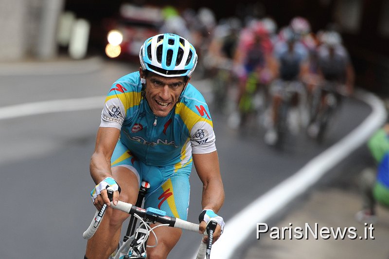 3FF_0218.JPG - Foto : Franck Faugere - LaPresse27 05 2011 Bergamo-MacugnagasportGiro d'Italia tappa 19 - Bergamo - Macugnaganella foto: Paolo TiralongoPhoto : Franck Faugere - LaPresse27 05 2011 Bergamo-MacugnagaGiro d'Italia stage 19 - Bergamo - Macugnagain the photo: Paolo Tiralongo