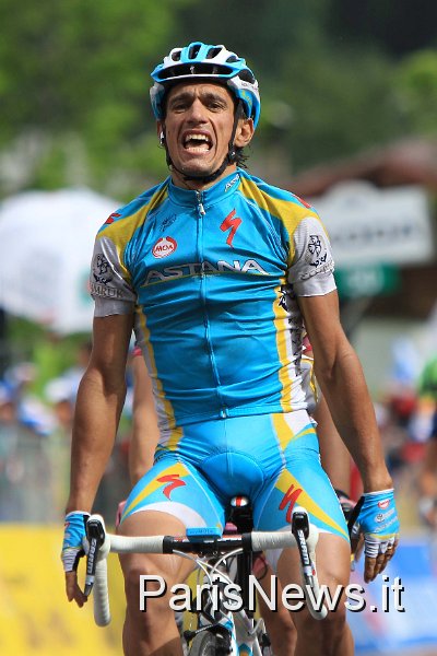 BUD16011.jpg - Daniele Badolato - LaPresse27 05 2011 MacugnagasportGiro d'Italia Diciannovesima tappanella foto: Paolo TiralongoDaniele Badolato - LaPresse27 05 2011 MacugnagaGiro d'Italia Nineteenth stagein the photo: Paolo Tiralongo