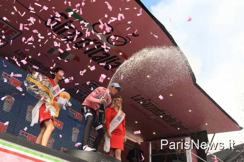 DAN19444.jpg - Daniele Badolato - LaPresse27 05 2011 MacugnagasportGiro d'Italia Diciannovesima tappanella foto: Alberto ContadorDaniele Badolato - LaPresse27 05 2011 MacugnagaGiro d'Italia Nineteenth stagein the photo: Alberto Contador