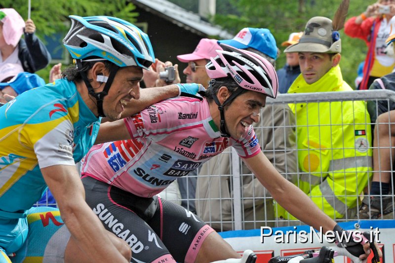 _GM17795.jpg - Gian Mattia D'Alberto - LaPresse27 05 2011 MacugnagasportGiro d'Italia Diciannovesima tappanella foto: Paolo Tiralongo , Alberto ContadorGian Mattia D'Alberto - LaPresse27 05 2011 MacugnagaGiro d'Italia Nineteenth stagein the photo: Paolo Tiralongo , Alberto Contador